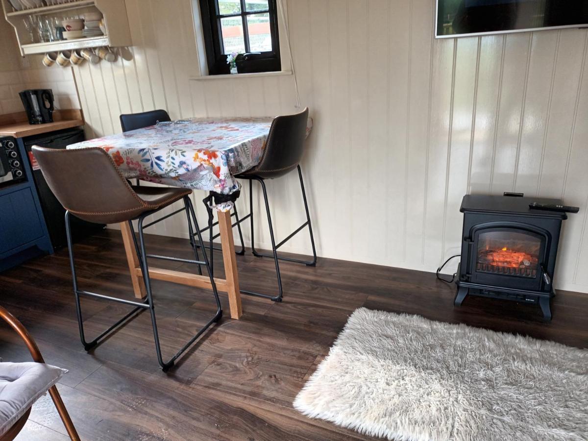 Rathgillen Cabin Nobber Exteriör bild